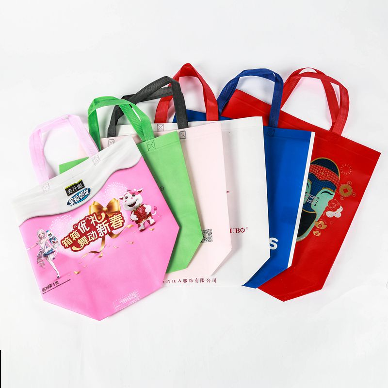 無(wú)紡布手提袋定制標簽引領(lǐng)個(gè)性化浪潮